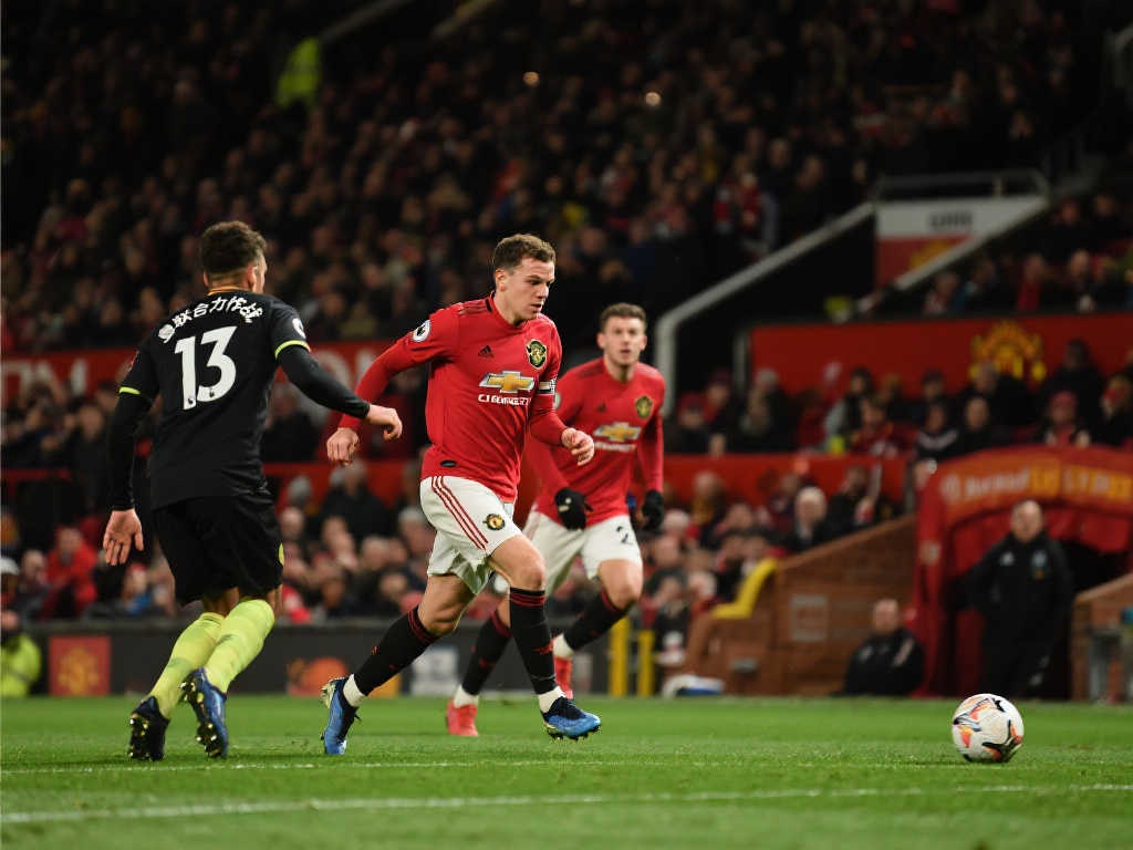 足球——英格兰足总杯:曼联夺冠 足球——英格兰足总杯:曼联夺冠